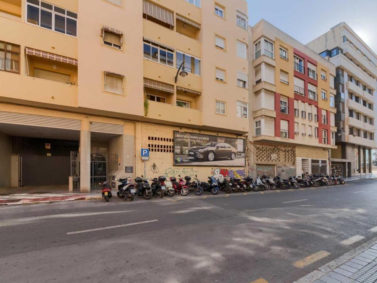 Holidays2Malaga Plaza De Toros Vieja & Terrace & Optional Parking Exterior photo